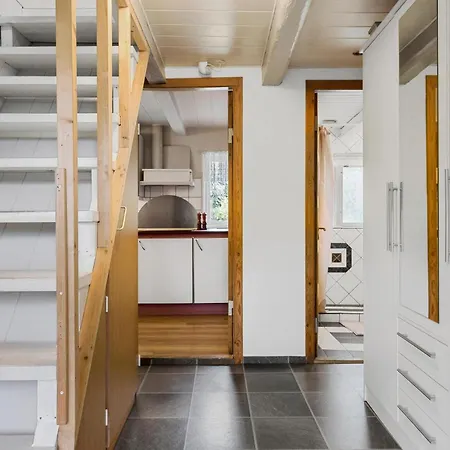 3 Bedroom Cozy In Ferienhaus