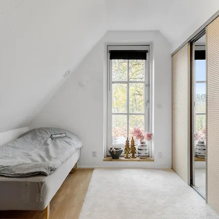 Ferienhaus 3 Bedroom Cozy In